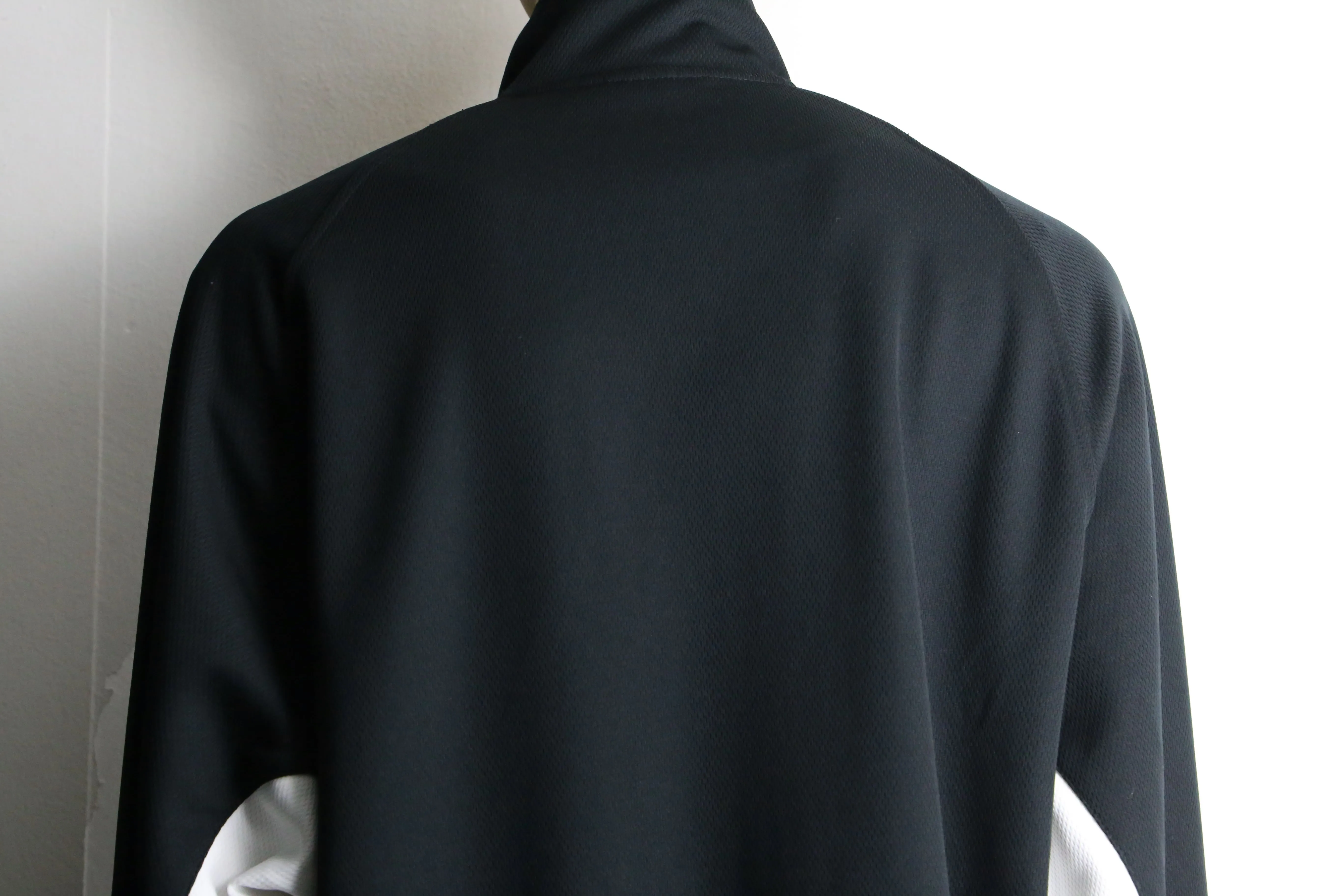 00’s “NIKE” monotone loose track jacket