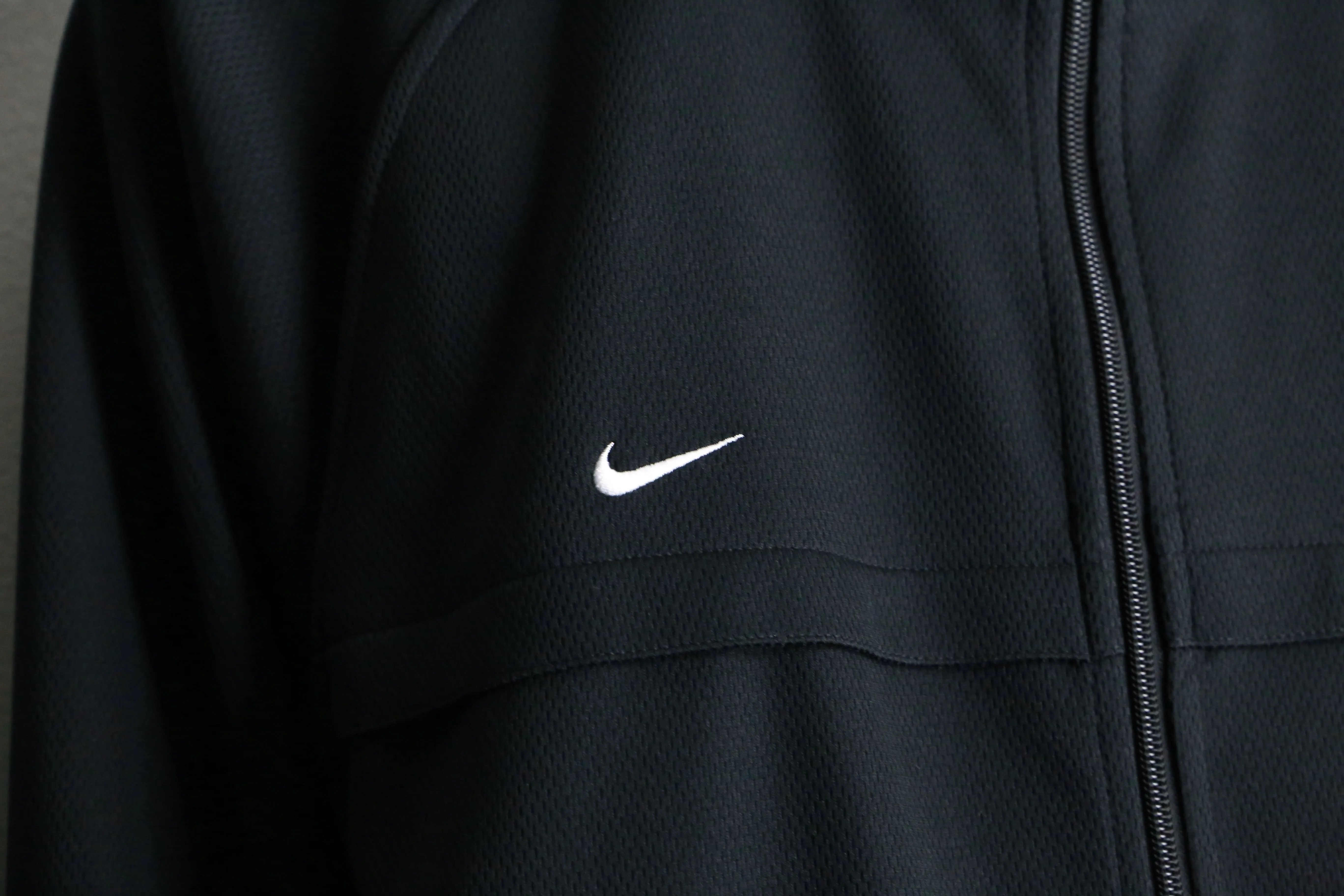 00’s “NIKE” monotone loose track jacket