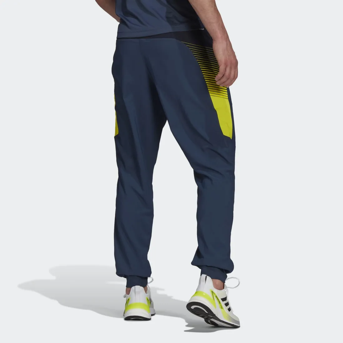 adidas Designed 2 Move Activated Tech AEROREADY Men's Pants