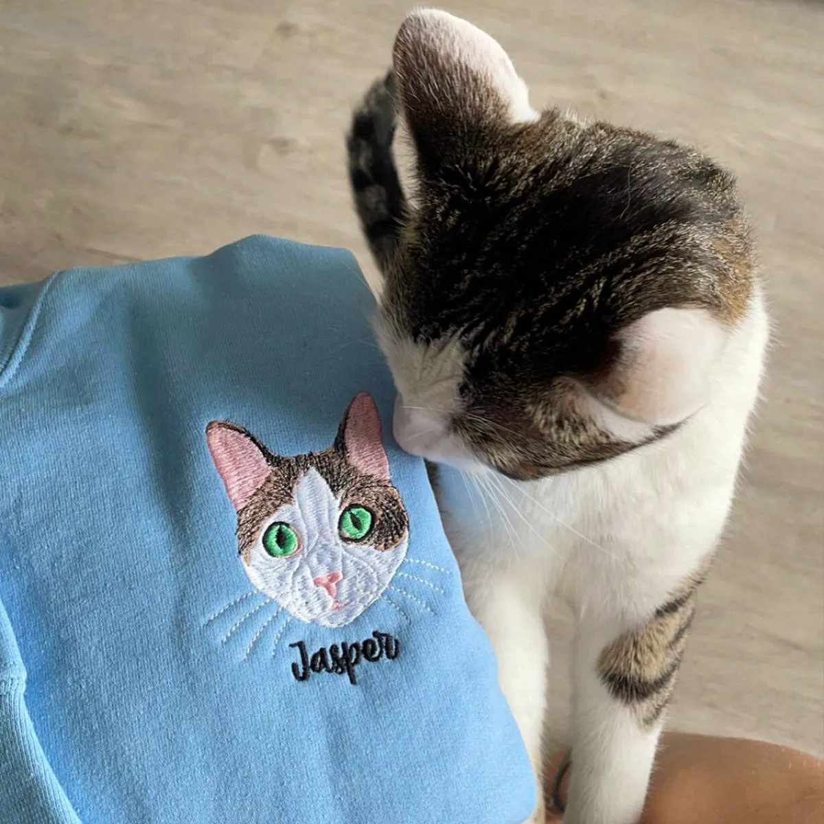 Cat Lover’s Essentials: Sweatshirt & Tote Bag Pair