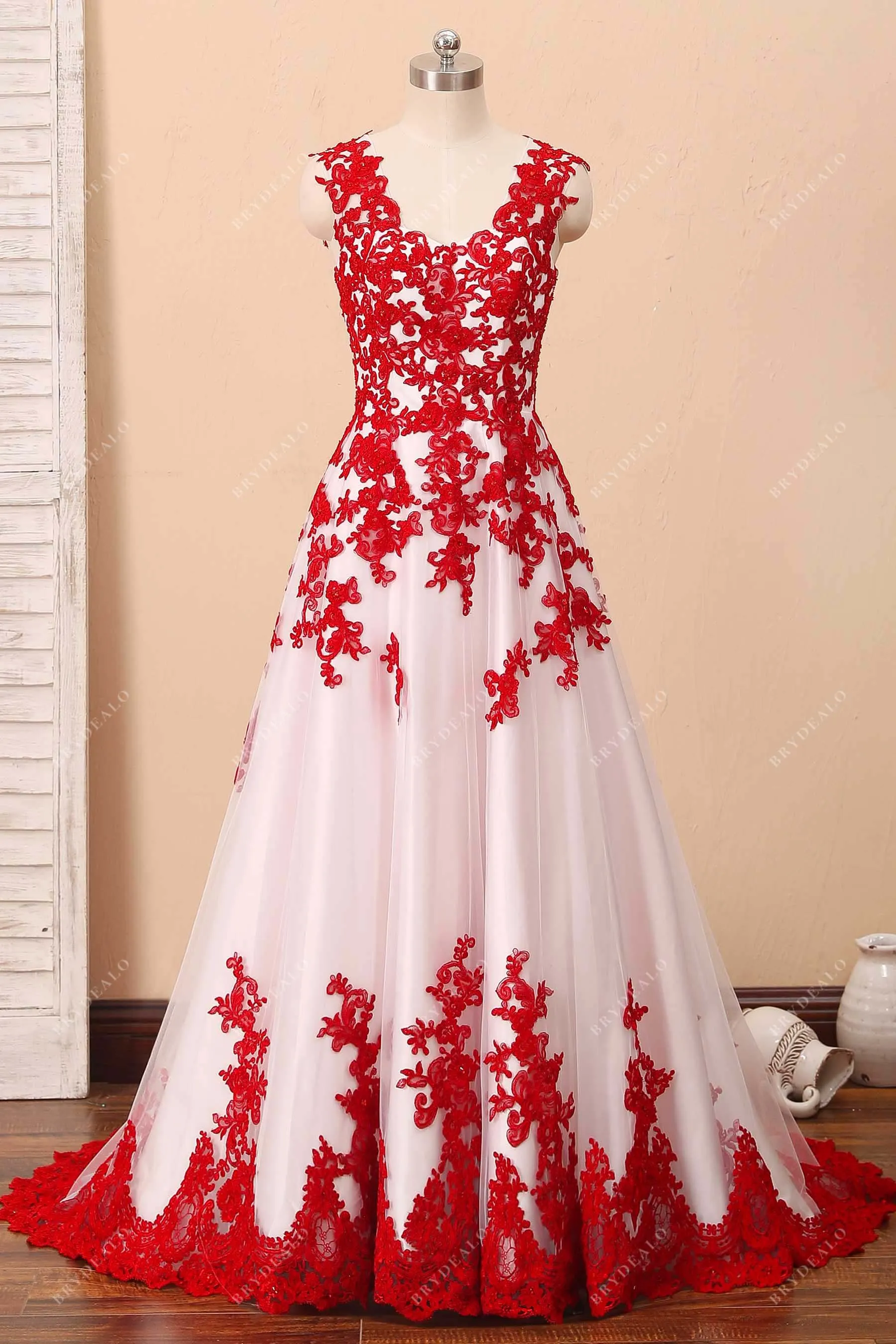 Fancy Red Lace White Satin V-neck Tank Sleeve Wedding Dress