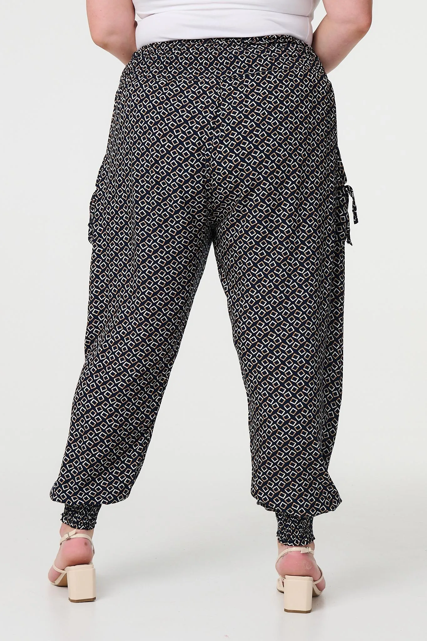 Geo Print Pocket Detail Pants