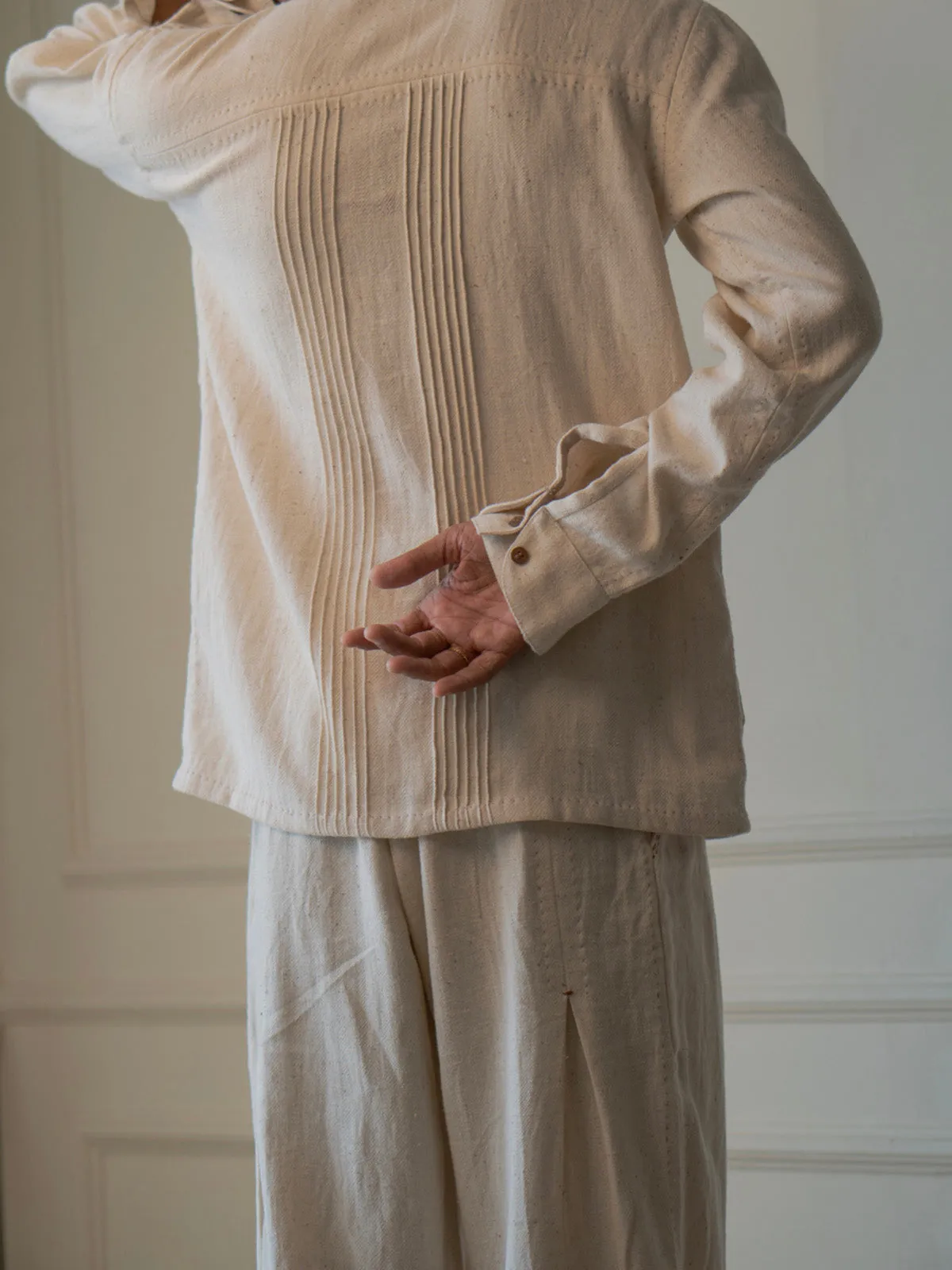 Materiality Pleated Straight Pants Off White