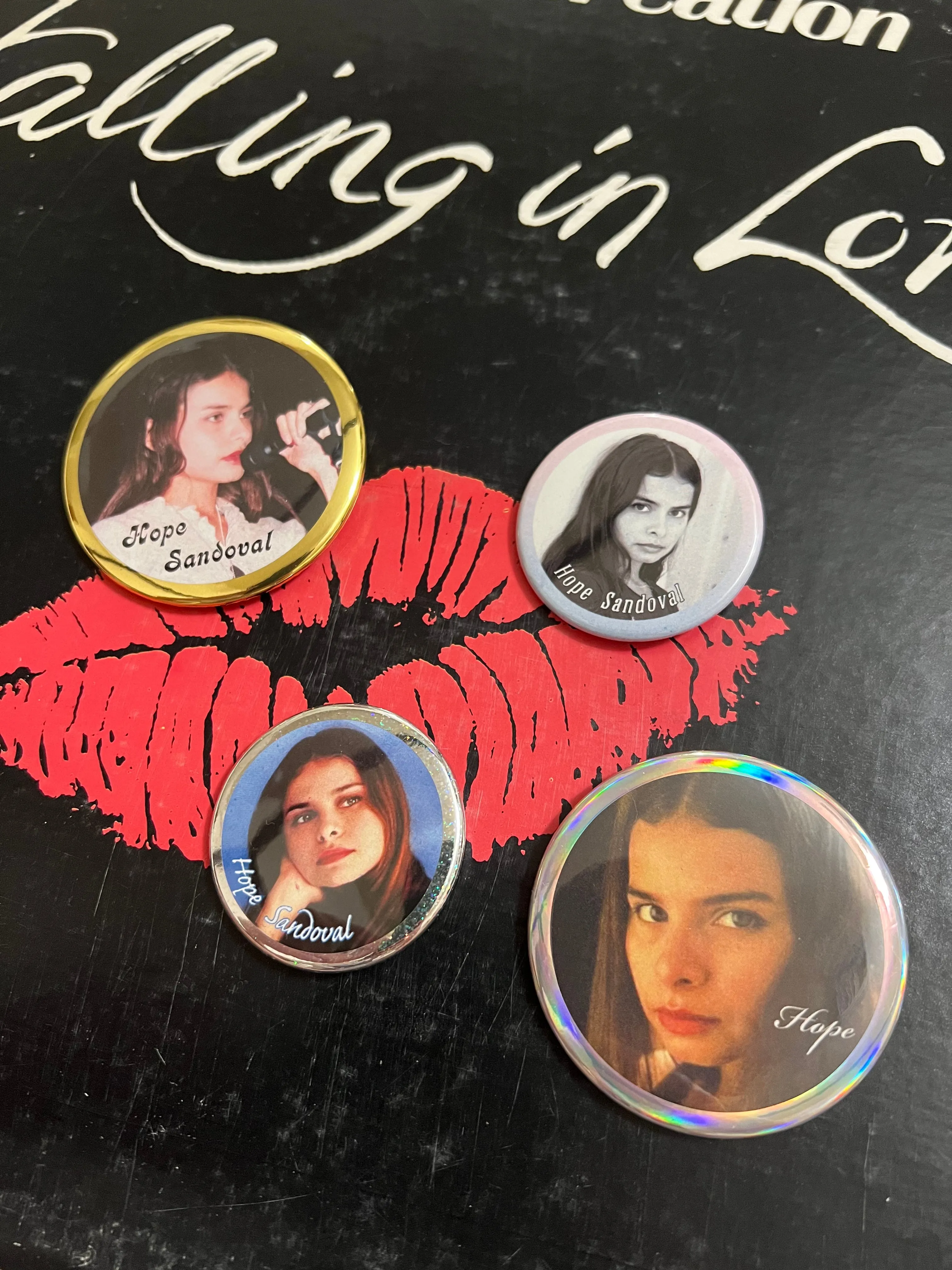 Mazzy Star Buttons