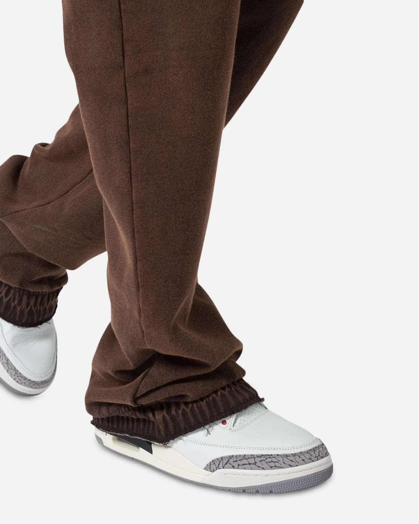 MNML Washed Flare Sweatpants Brown