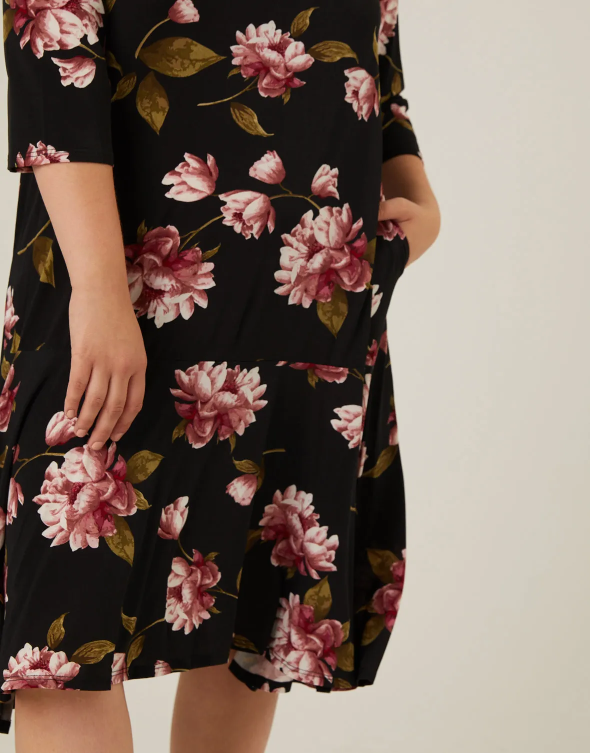 Plus Size Floral 3/4 Sleeve Dress