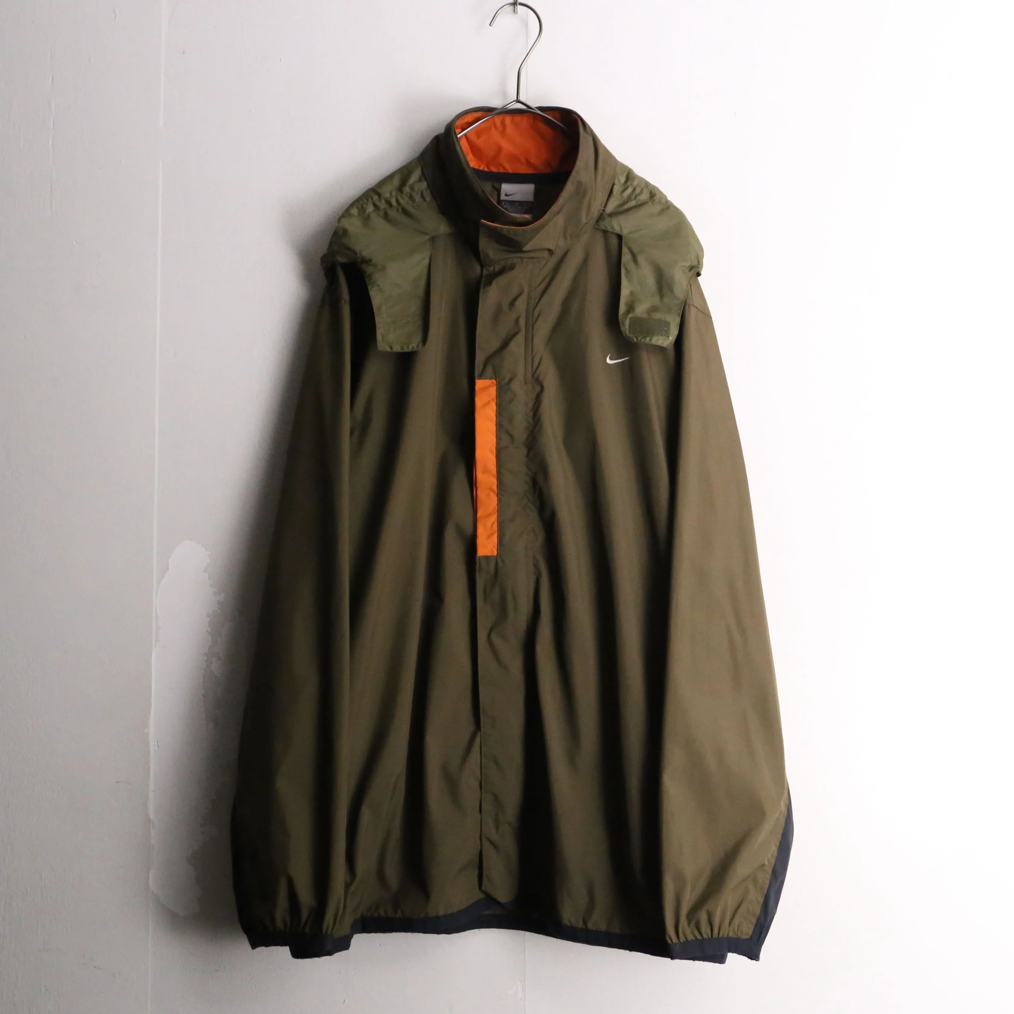 "NIKE" khaki color nylon track jacket