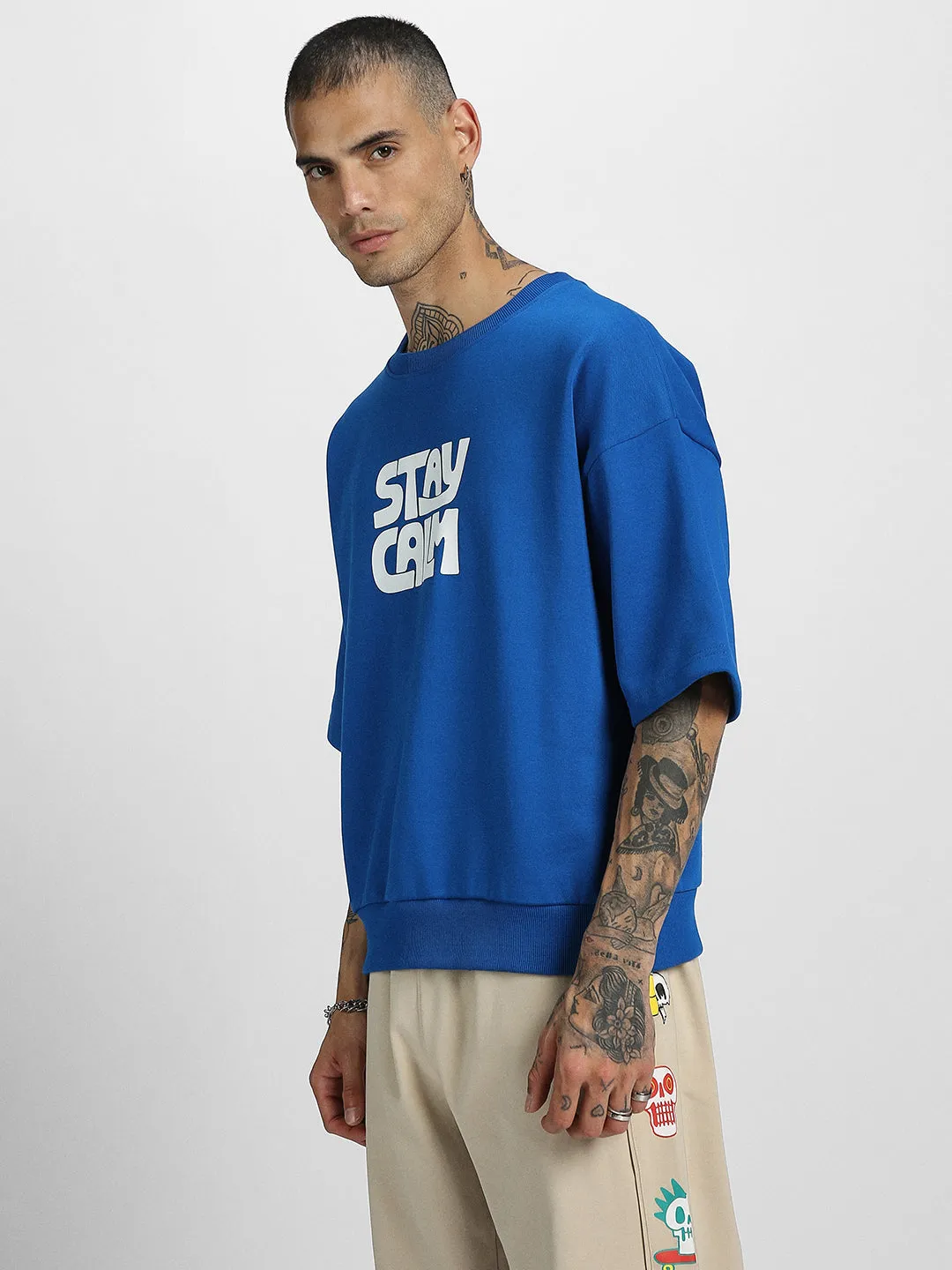 Stay Calm Blue Back Graphic Printed Sweatshirt