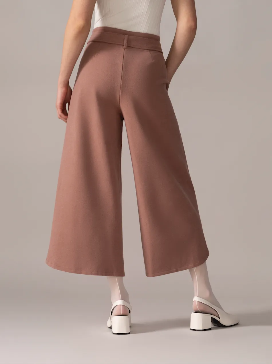 Tulip Hem Brushed Knit Pant in Cognac