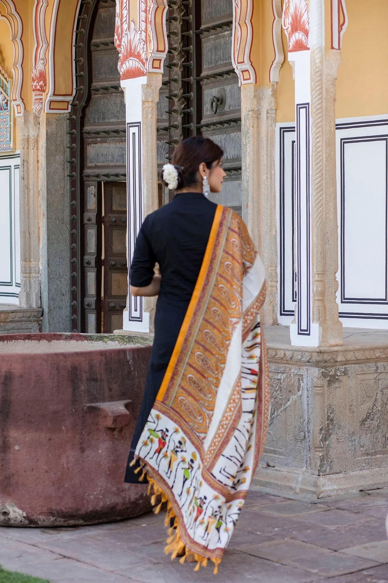 Women Black Kurta Set With Pants & Bhagalpuri Multi Colored Dupatta