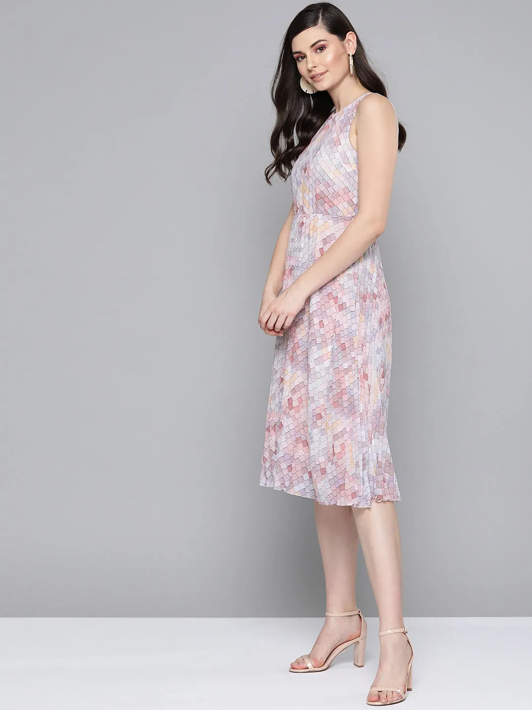 Women Peach Tile Print Pleated Midi Dress